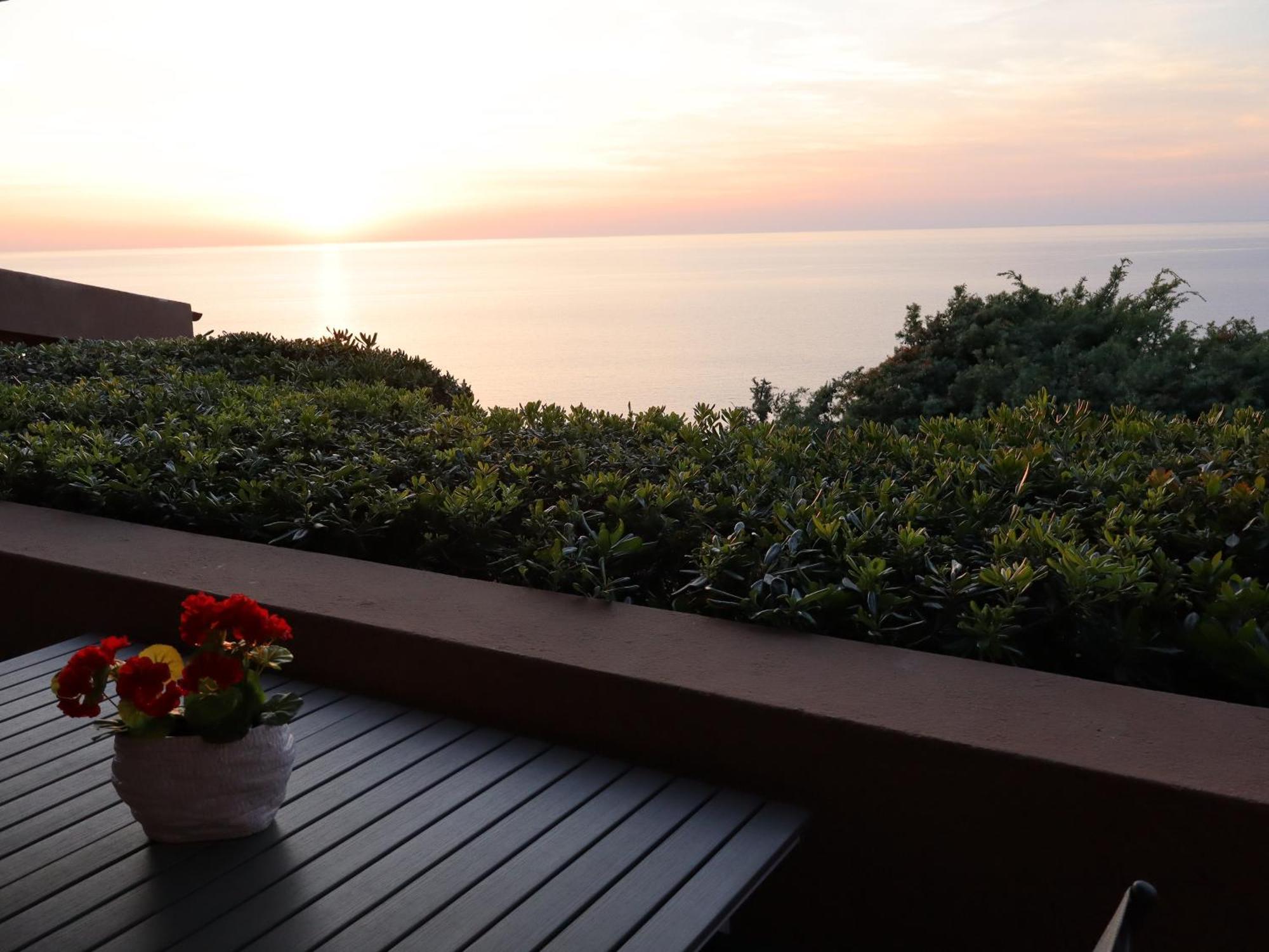 Villino Vista Mare Apartment Costa Paradiso Bagian luar foto